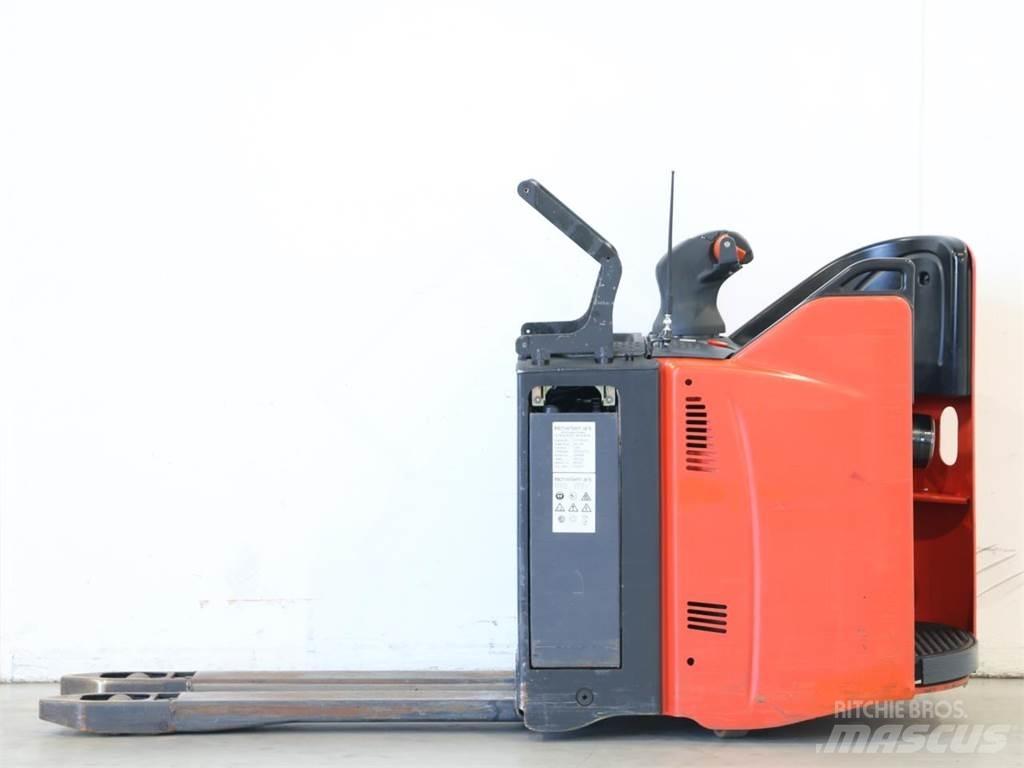 Linde T20SP/131 Deichselstapler