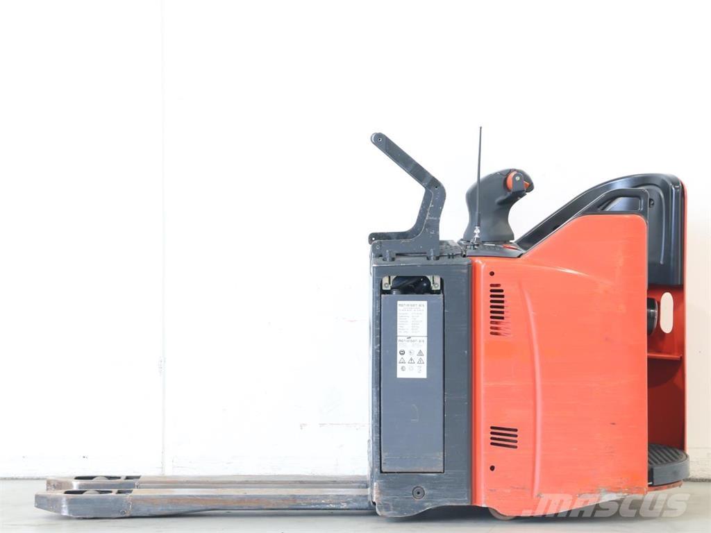 Linde T20SP/131-02 Deichselstapler