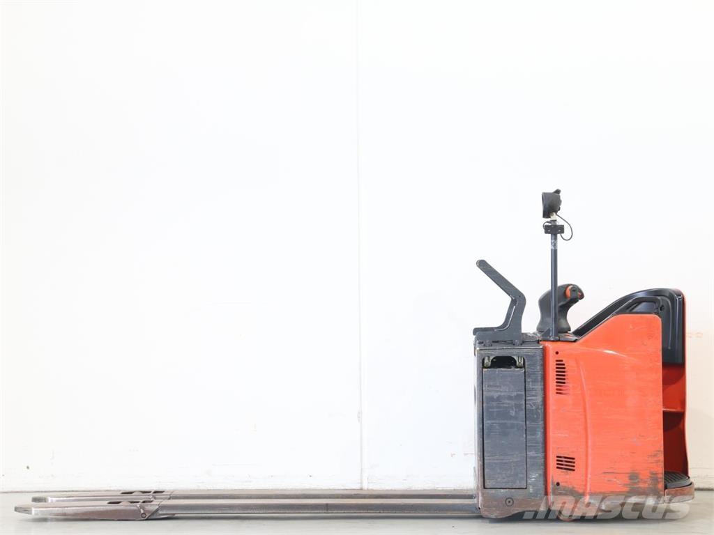 Linde T20SP/131-08 Deichselstapler