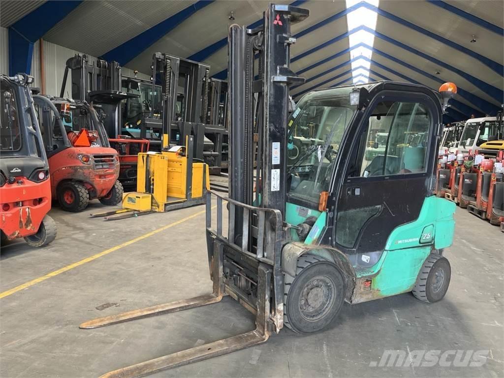 Mitsubishi FD25N Dieselstapler