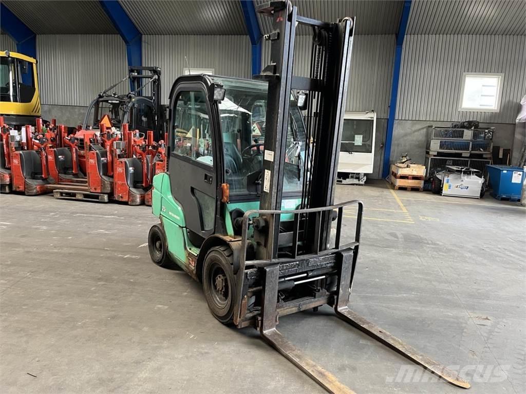 Mitsubishi FD25N Dieselstapler