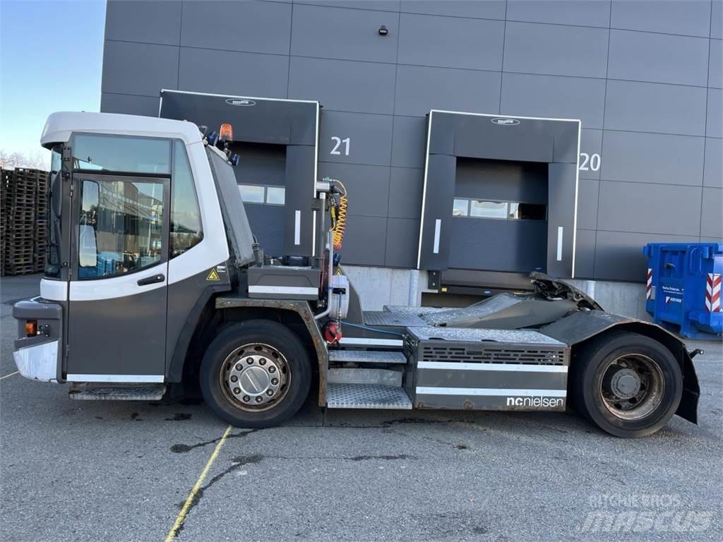 Terberg DT183 4X2 Sonstige Flurförderzeuge