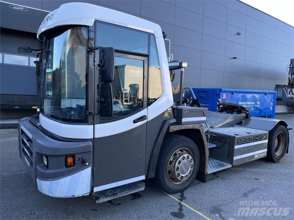 Terberg DT183 4X2 Sonstige Flurförderzeuge