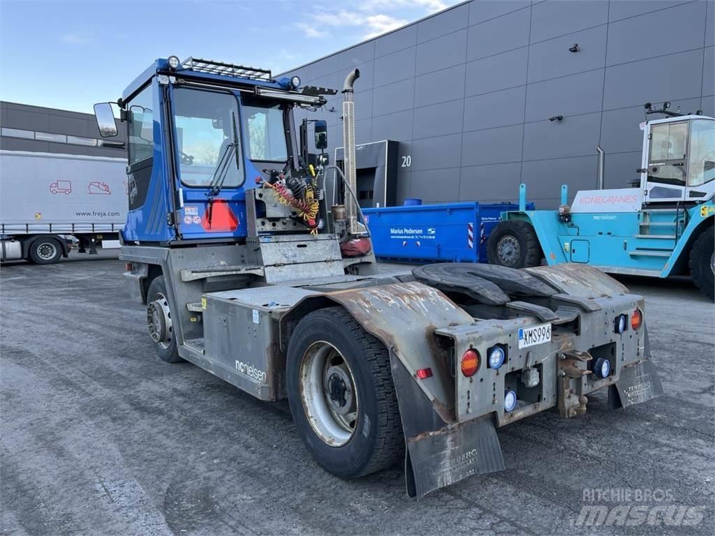 Terberg RT223 4X4 Sonstige Flurförderzeuge