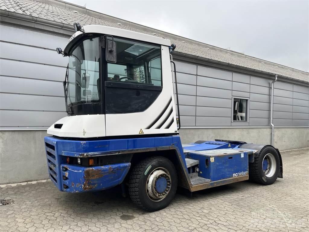 Terberg RT223 4X4 Sonstige Flurförderzeuge