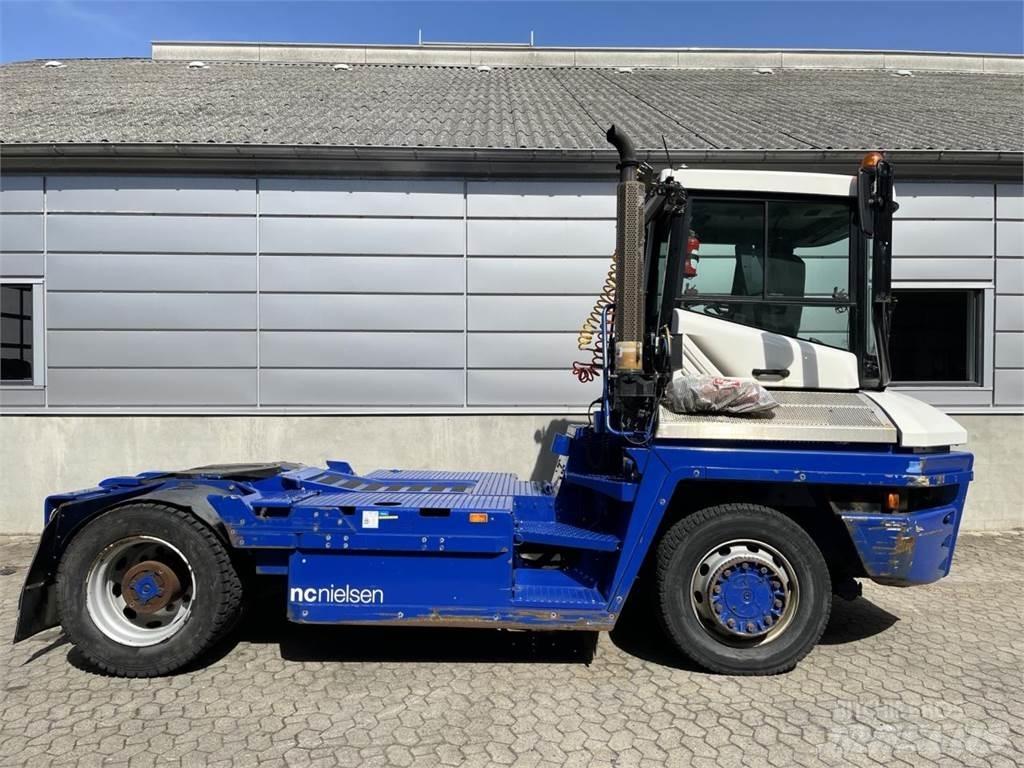 Terberg RT223 4X4 Sonstige Flurförderzeuge