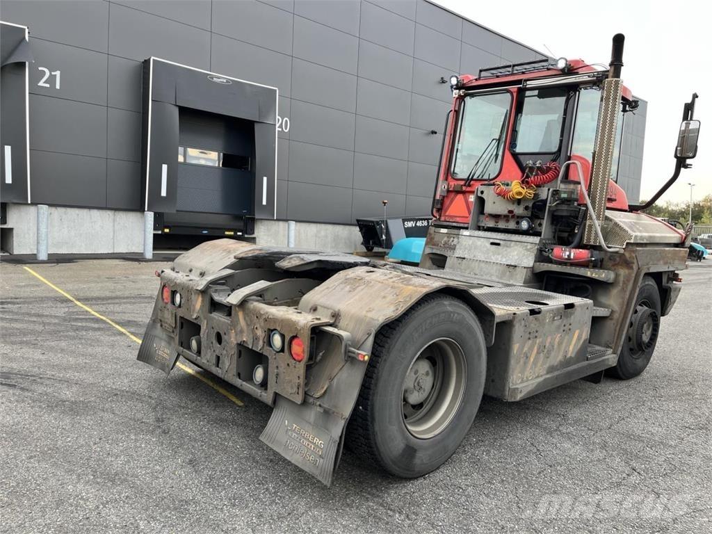 Terberg RT223 4X4 Sonstige Flurförderzeuge