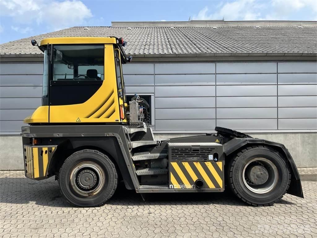 Terberg RT403 4X4 Sonstige Flurförderzeuge
