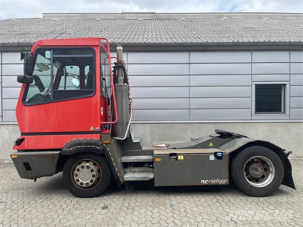Terberg YT222 4X2 Sonstige Flurförderzeuge