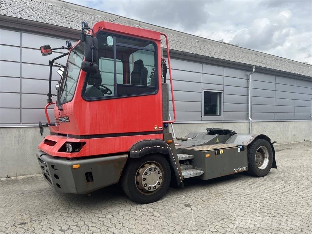 Terberg YT222 4X2 Sonstige Flurförderzeuge