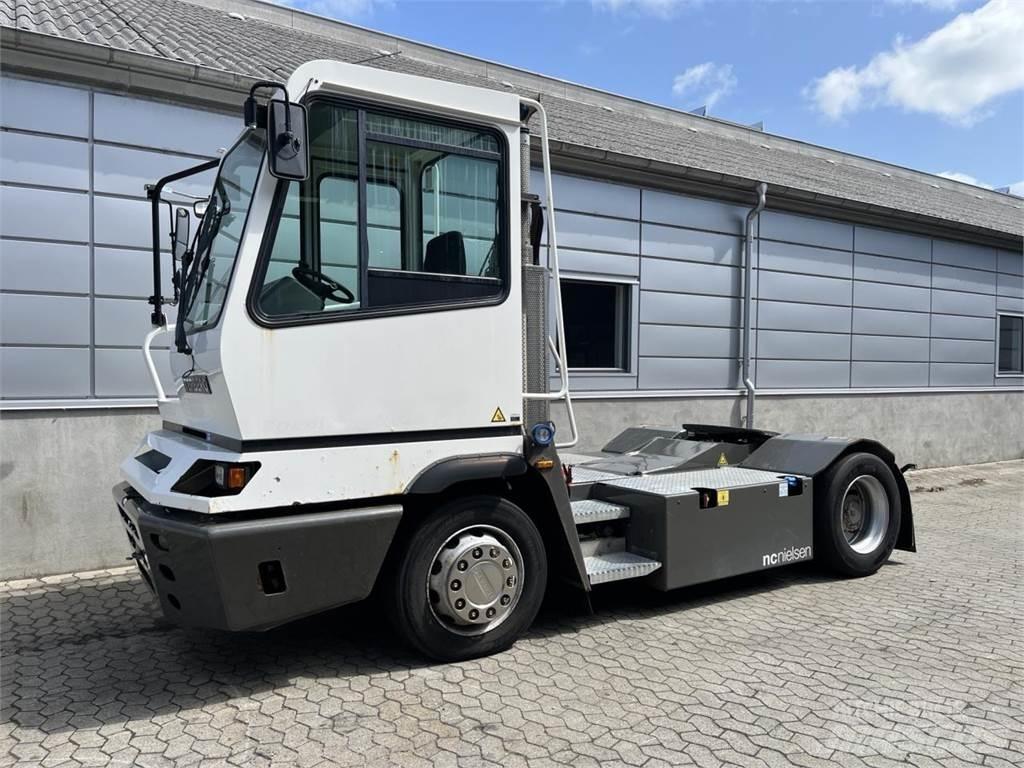 Terberg YT222 4X2 Sonstige Flurförderzeuge