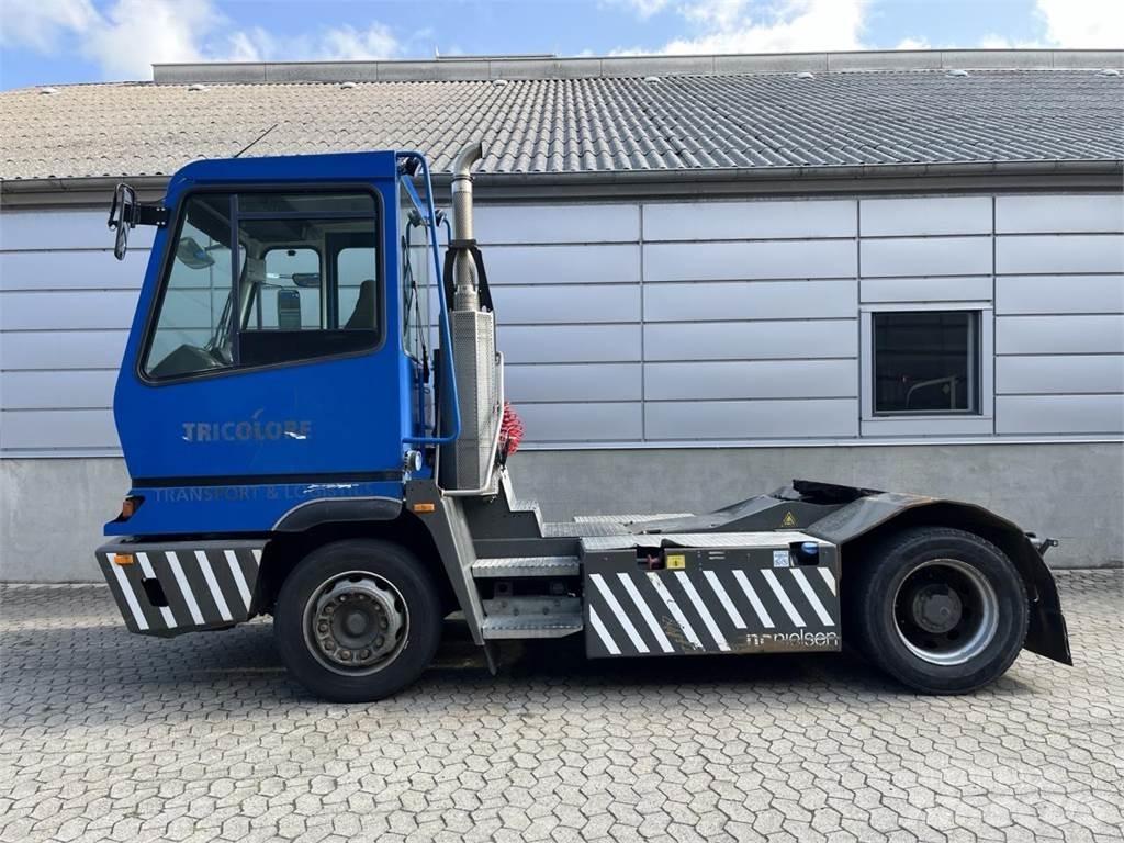 Terberg YT222 4X2 Sonstige Flurförderzeuge