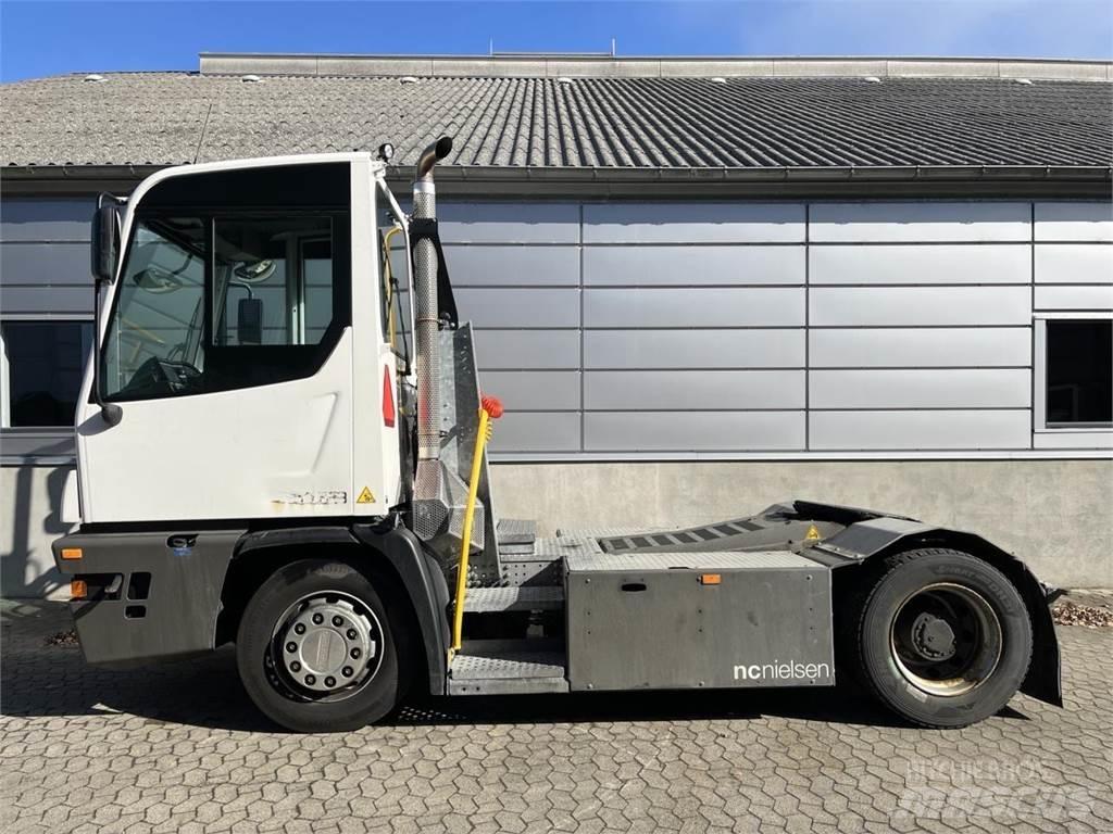 Terberg YT223 4x2 Sonstige Flurförderzeuge