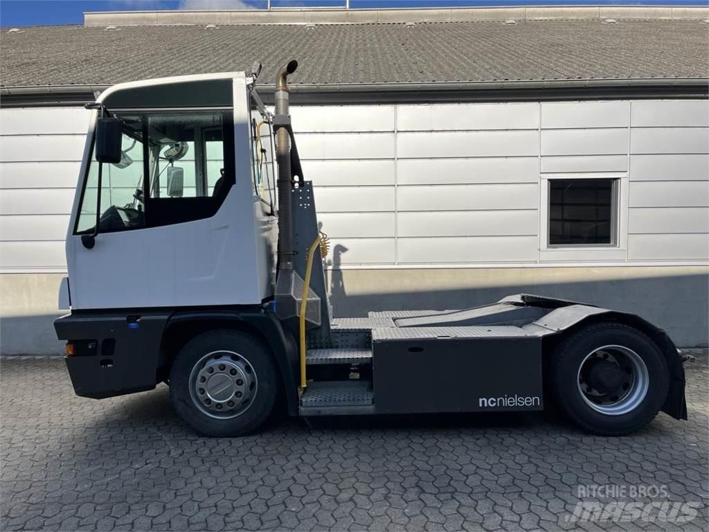 Terberg YT223 4X2 Sonstige Flurförderzeuge