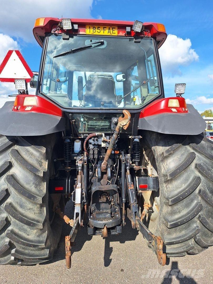 Case IH MXM 140 Traktoren