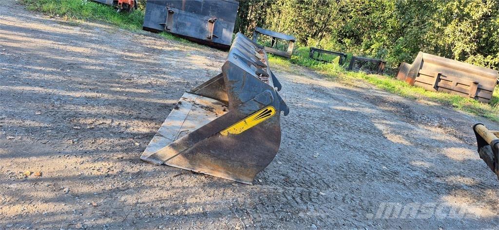 CAT 906M Radlader