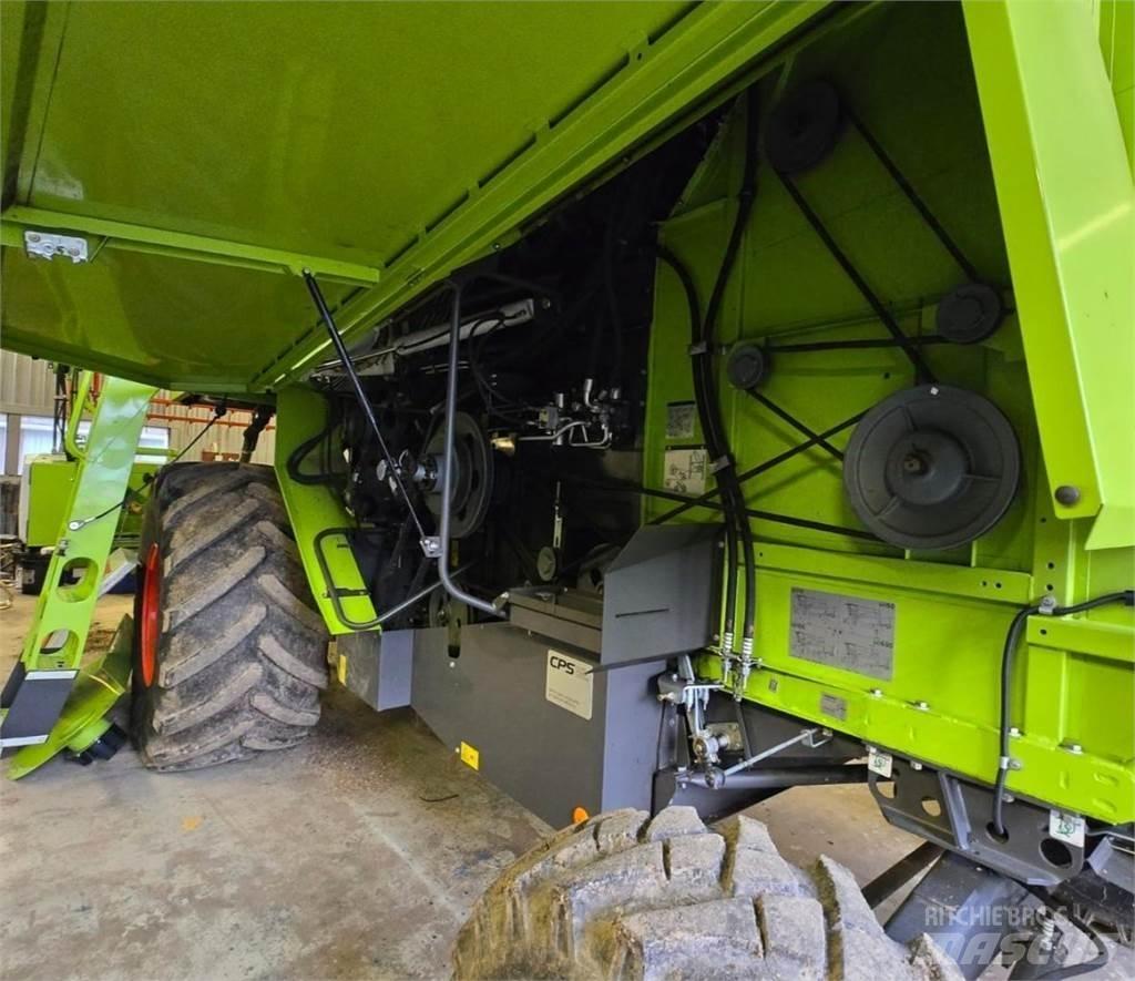 CLAAS Avero 160 Mähdrescher