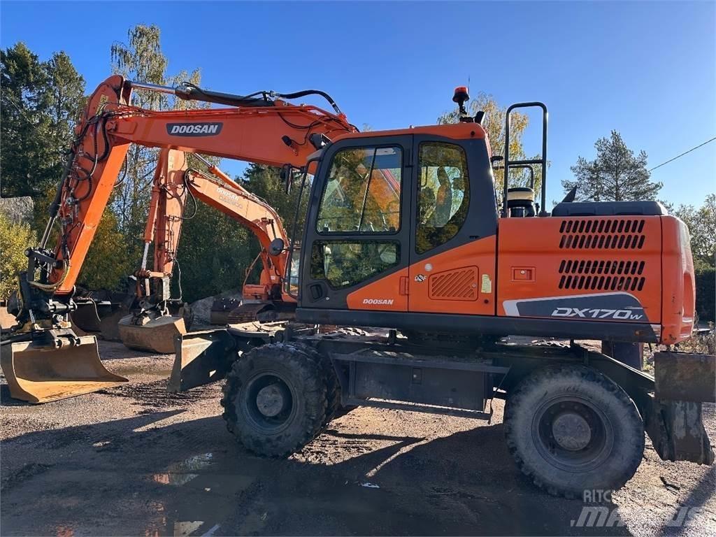 Doosan DX170W-5 Mobilbagger