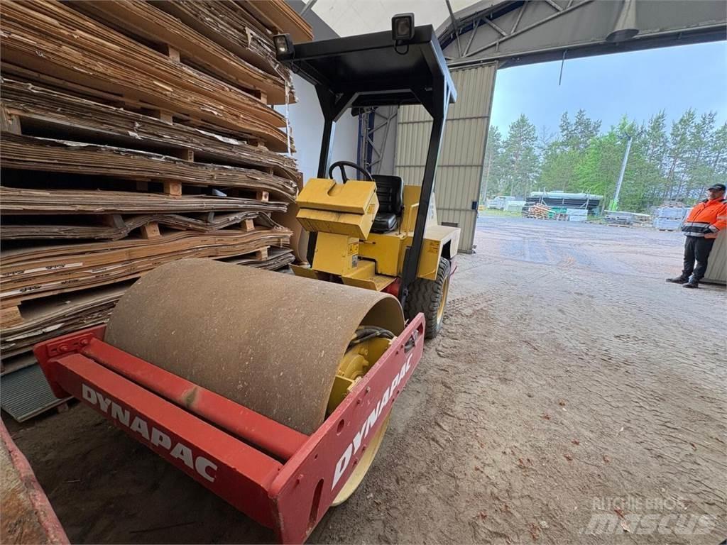Dynapac CA 121 D Sonstige Baumaschinen
