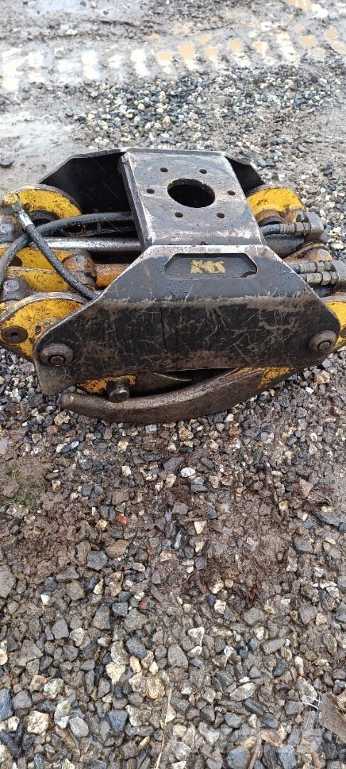  Grippen risukoura Greifer