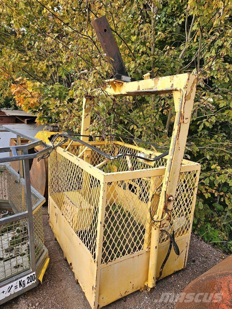  Henkilökori Andere Krane