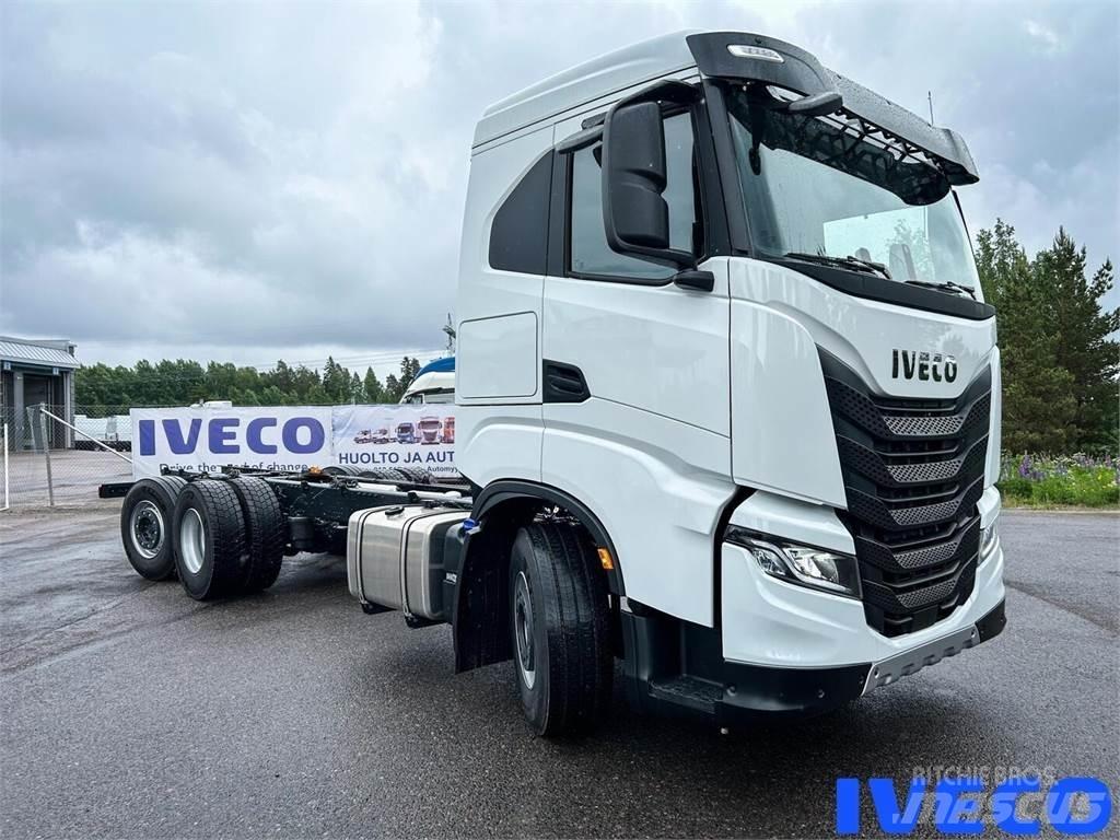 Iveco X-WAY Andere Fahrzeuge