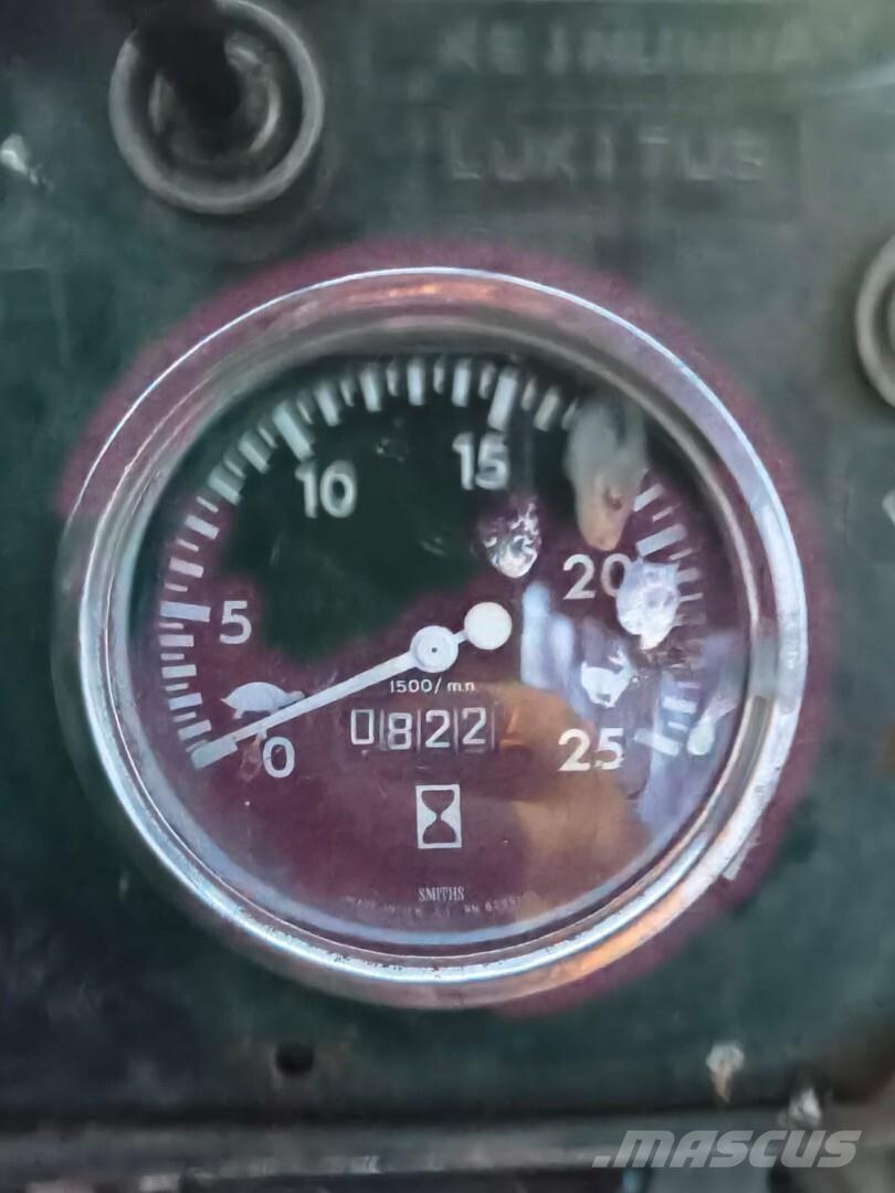 James 92 MPC Baggerlader