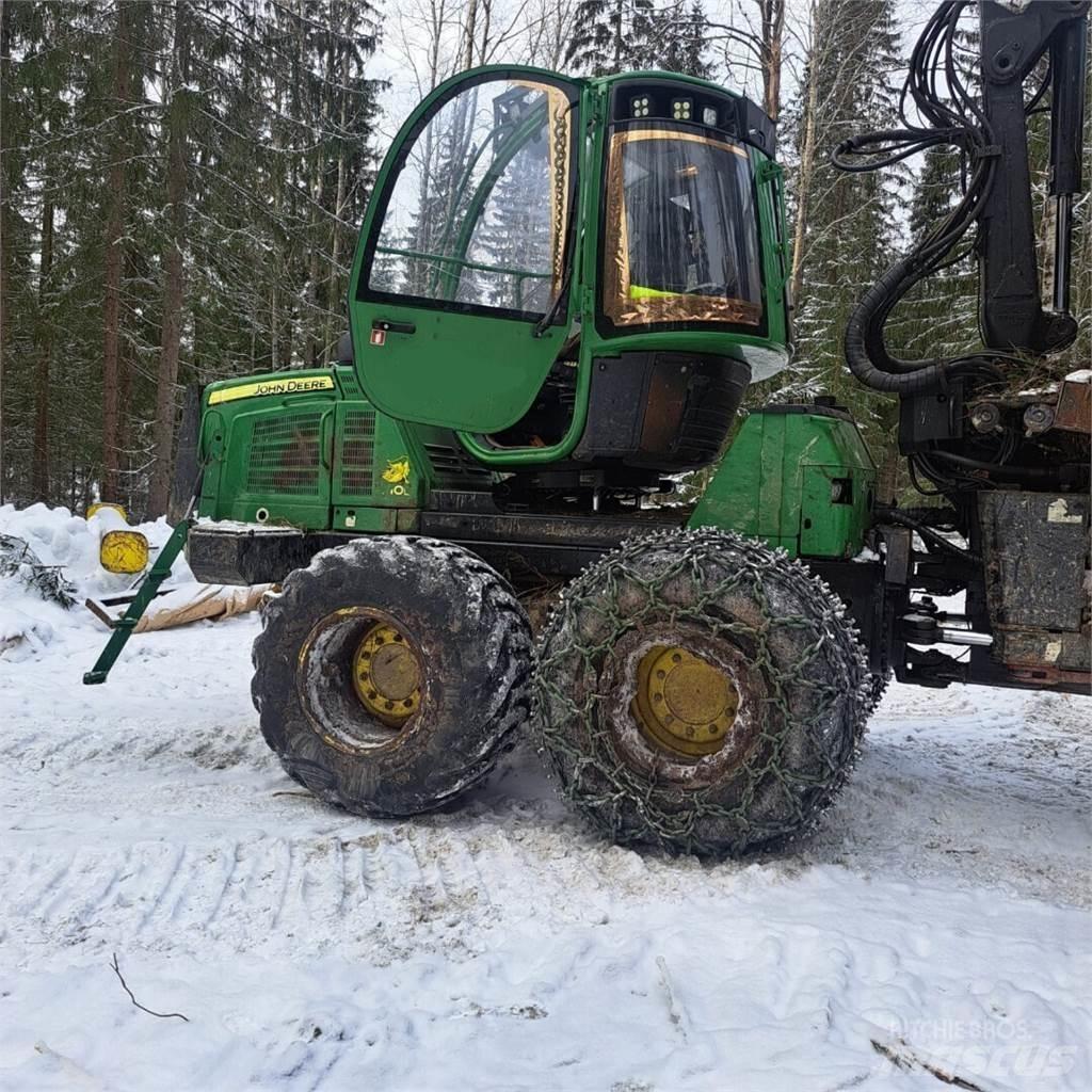 John Deere 1110E Forwarder