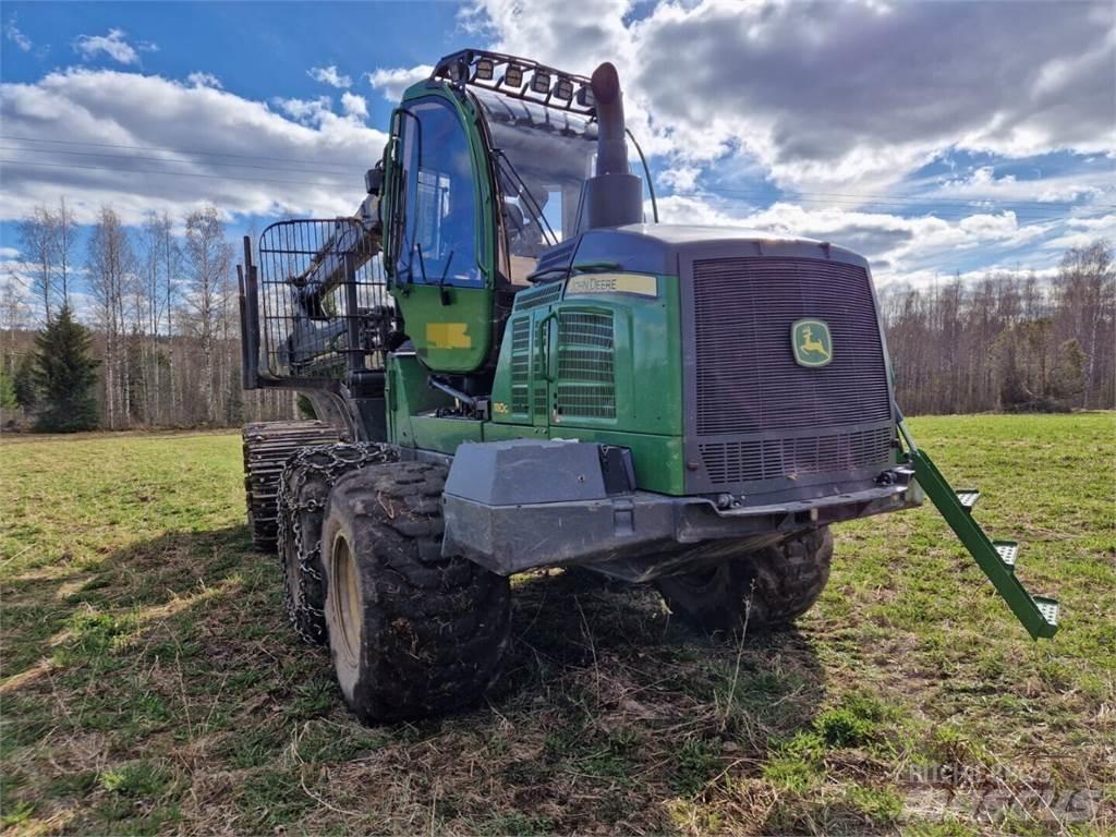 John Deere 1110G Forwarder