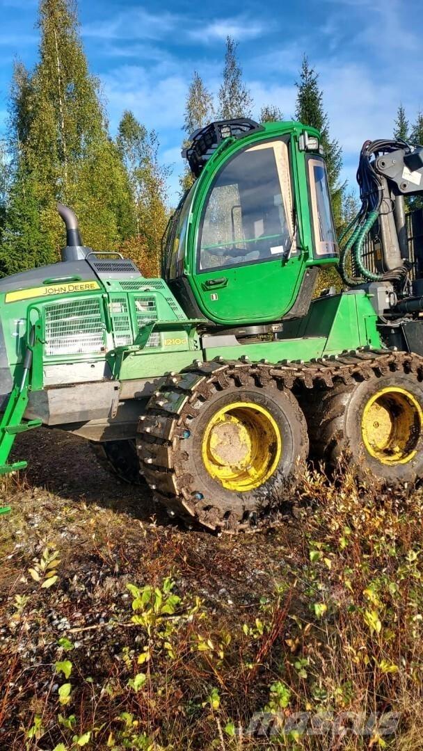 John Deere 1210G Forwarder