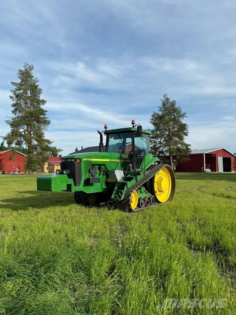 John Deere 8400T Traktoren