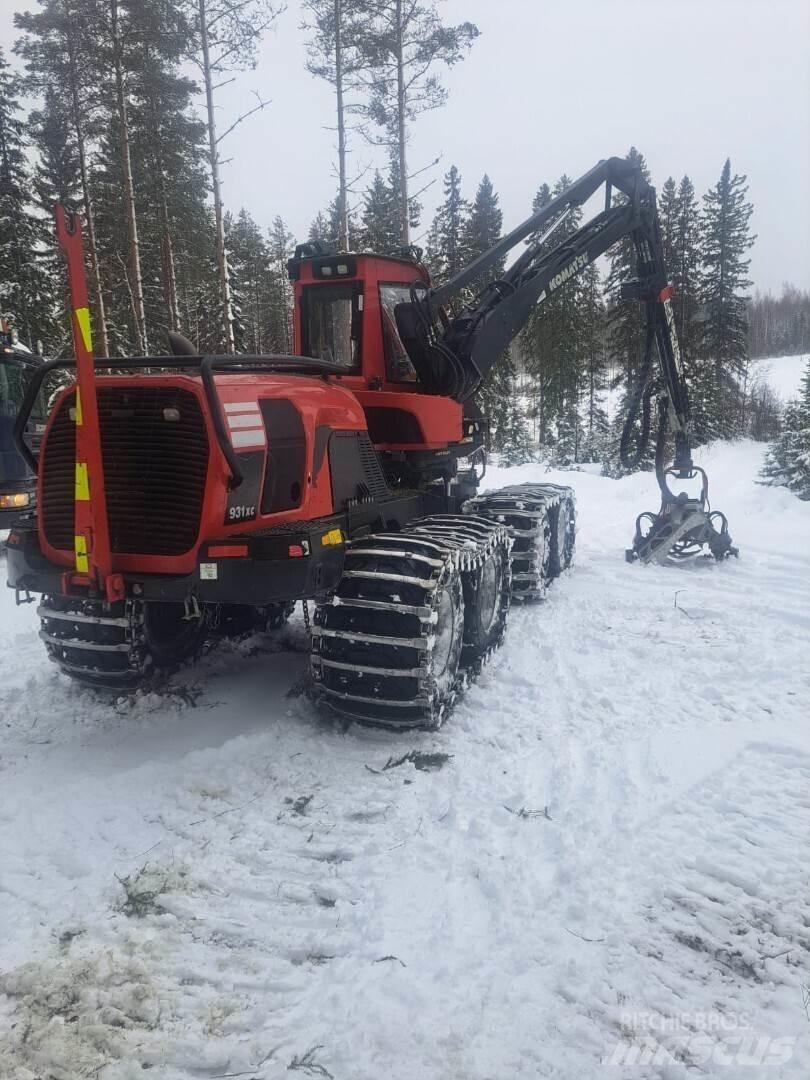 Komatsu 931 xc Harvester