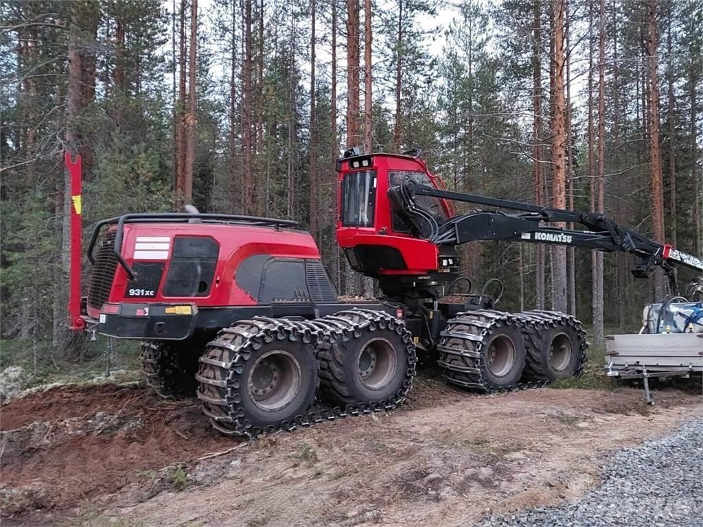 Komatsu 931 xc Harvester
