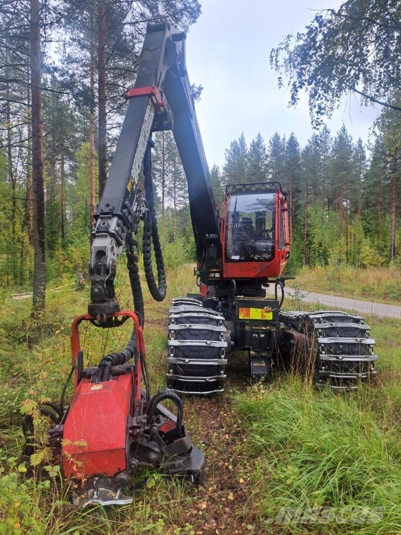 Komatsu 931 xc Harvester