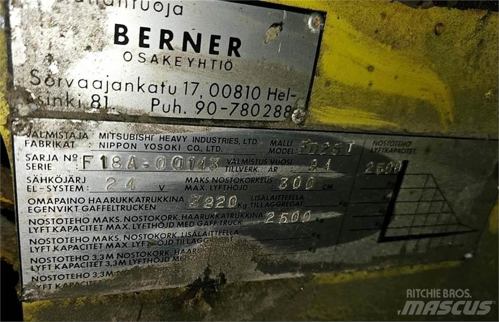 Mitsubishi FD25 Dieselstapler