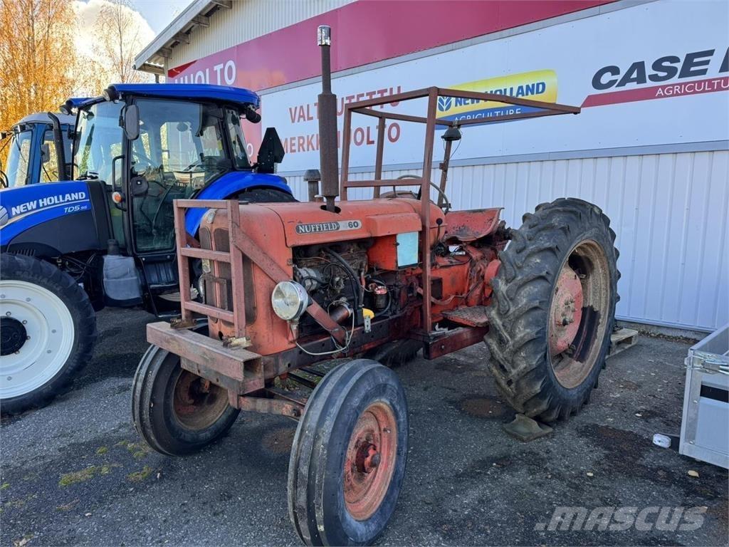 Nuffield 460 Traktoren