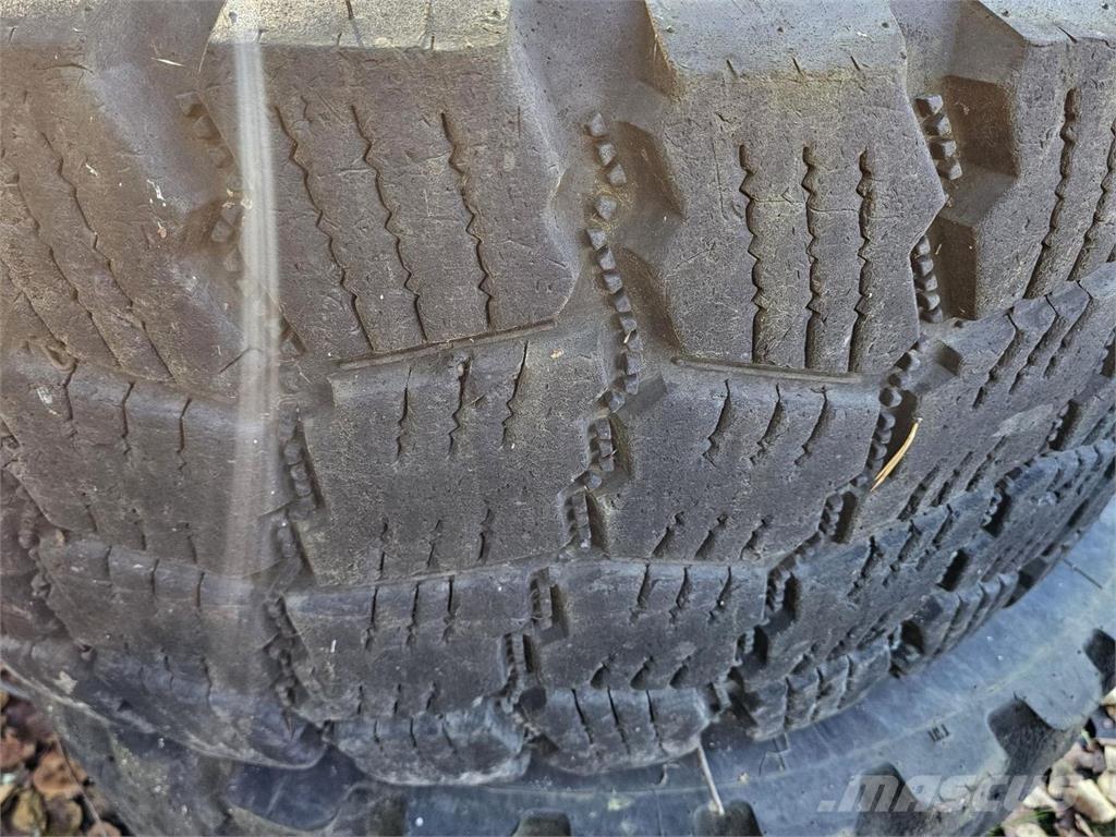  Renkaat 20.5R25 Andere Zubehörteile