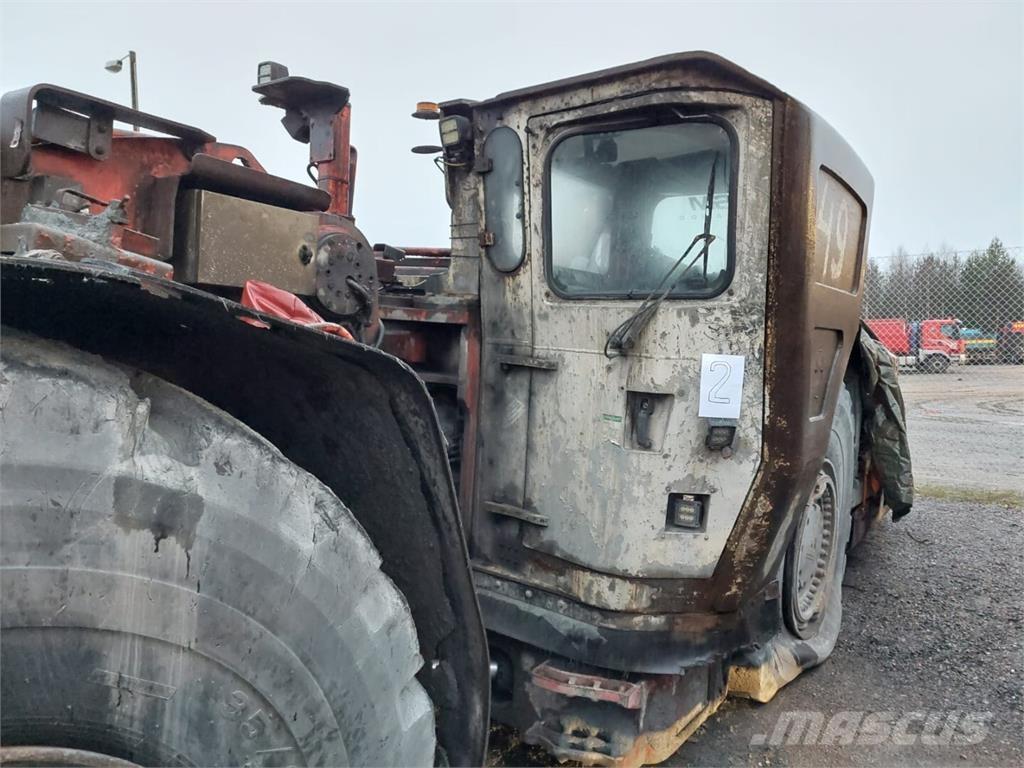 Sandvik TORO 621 Radlader