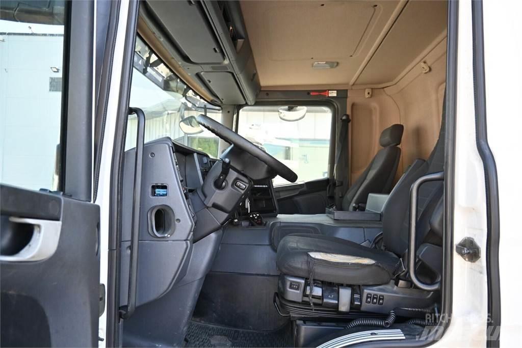 Scania P320 4x2 Kofferaufbau