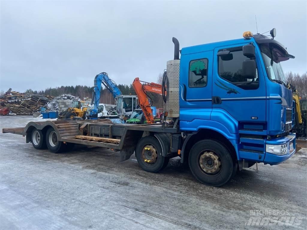 Sisu C 600 2+2 Forsttransportfahrzeuge
