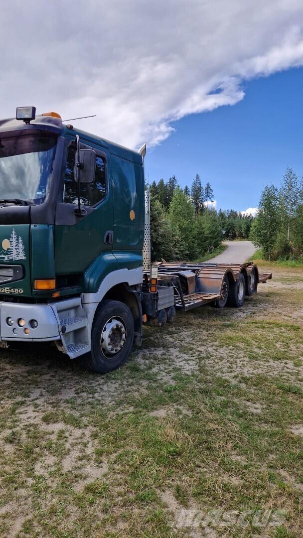 Sisu E12M Autotransporter