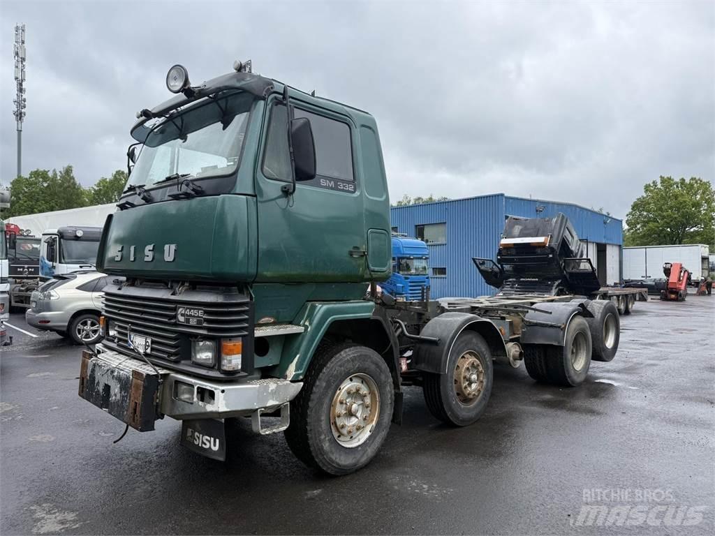 Sisu Sm332 8x2 Wechselfahrgestell