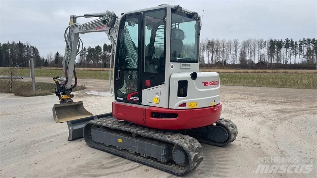 Takeuchi TB257FR Minibagger < 7t