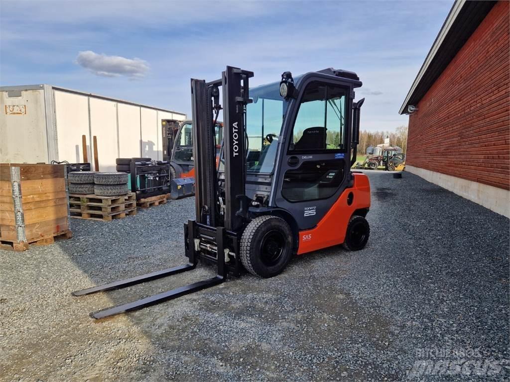 Toyota 52-8FDF25 Dieselstapler