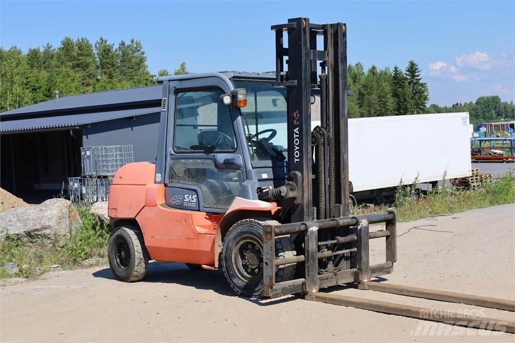Toyota 7FD40 Dieselstapler
