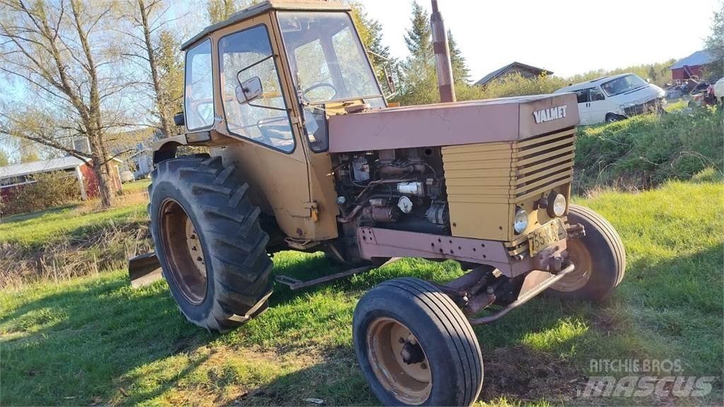 Valmet 702 Traktoren