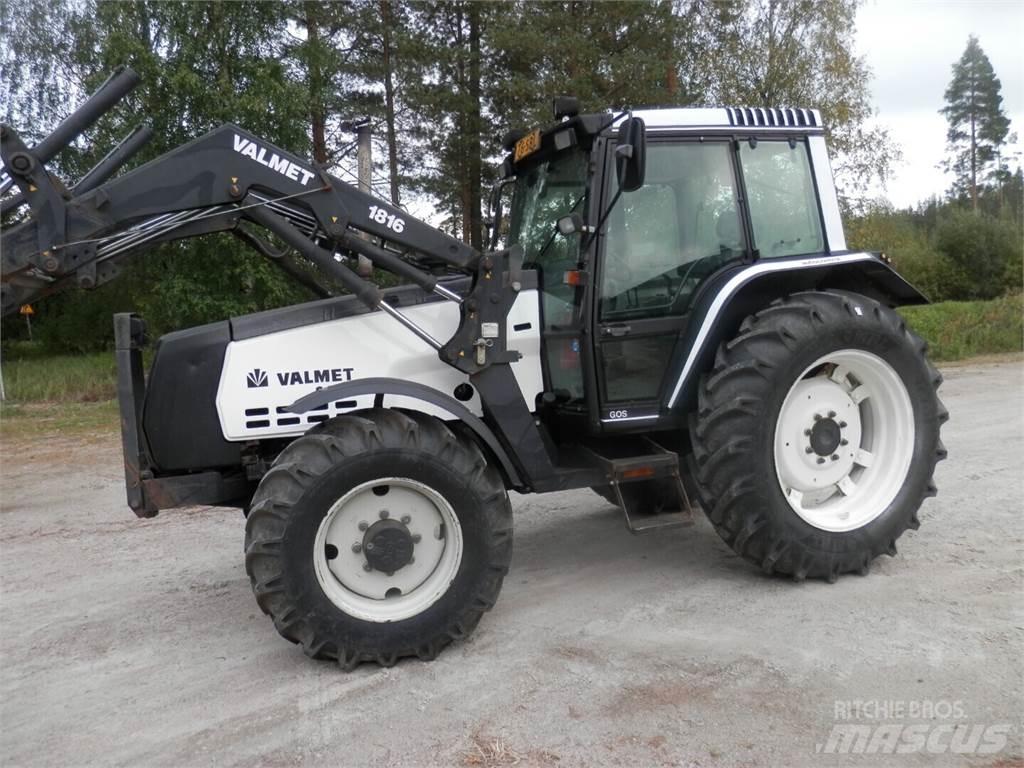 Valmet 8000 Traktoren