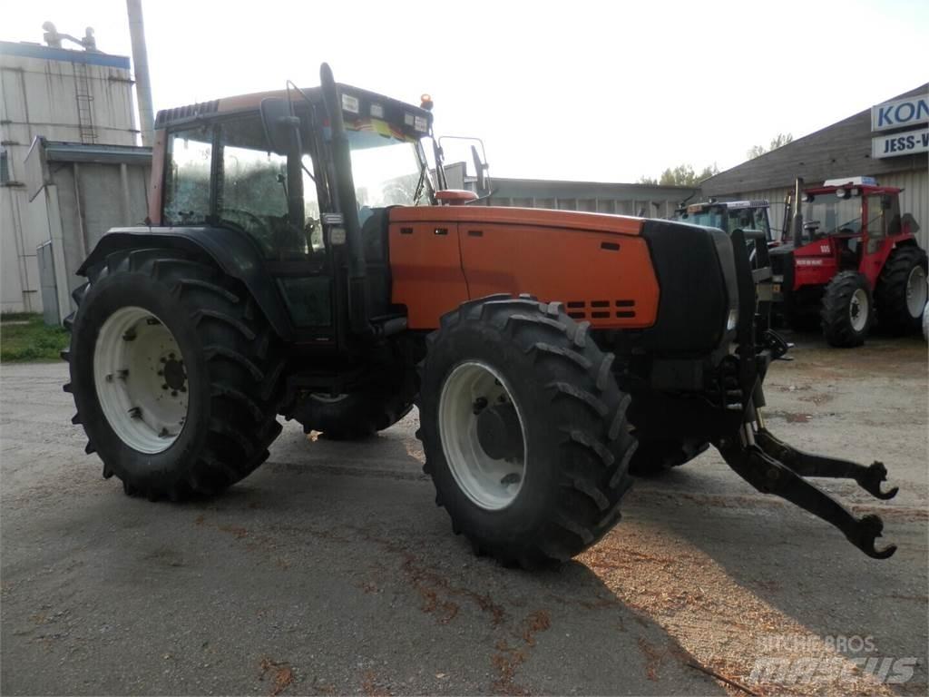 Valmet 8550 Traktoren