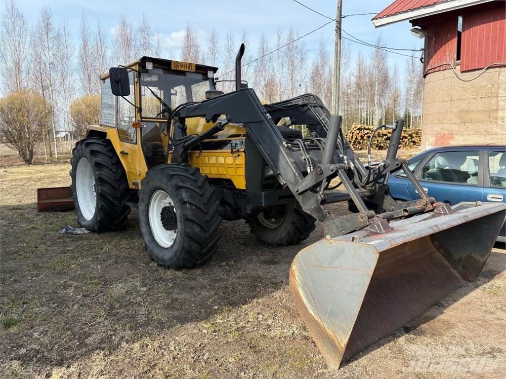 Valmet 915 Traktoren