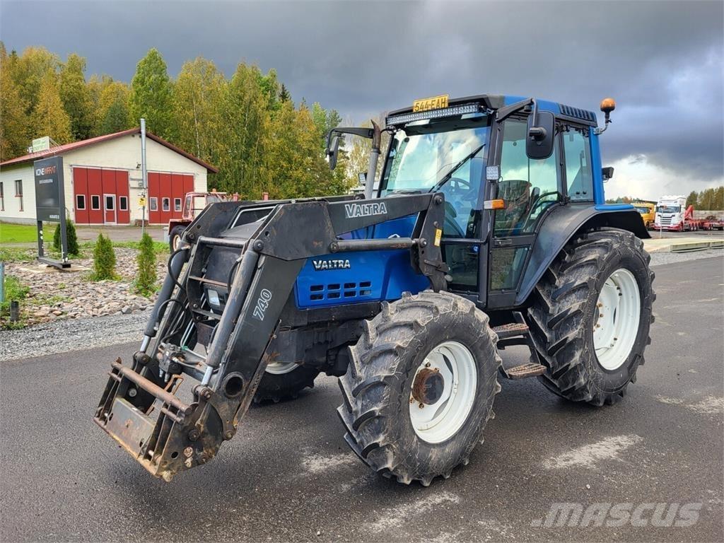Valtra 6300-4 Traktoren